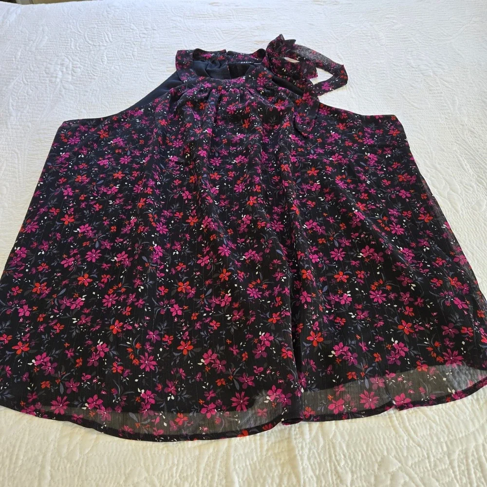 NWT Torrid Crinkle Lurex Chiffon Halter Top Black Floral‎ Flowy Bow 3X 22-24 - Picture 3 of 12